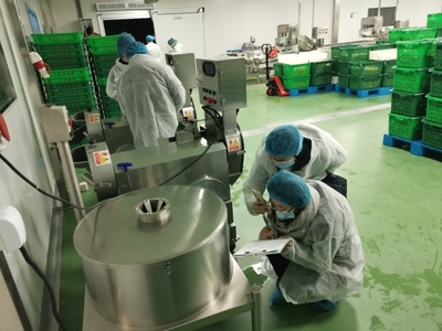 鹽城市審計局 圖片視頻 建湖審計:關注中央大廚房食品安全 推動配餐管理規范